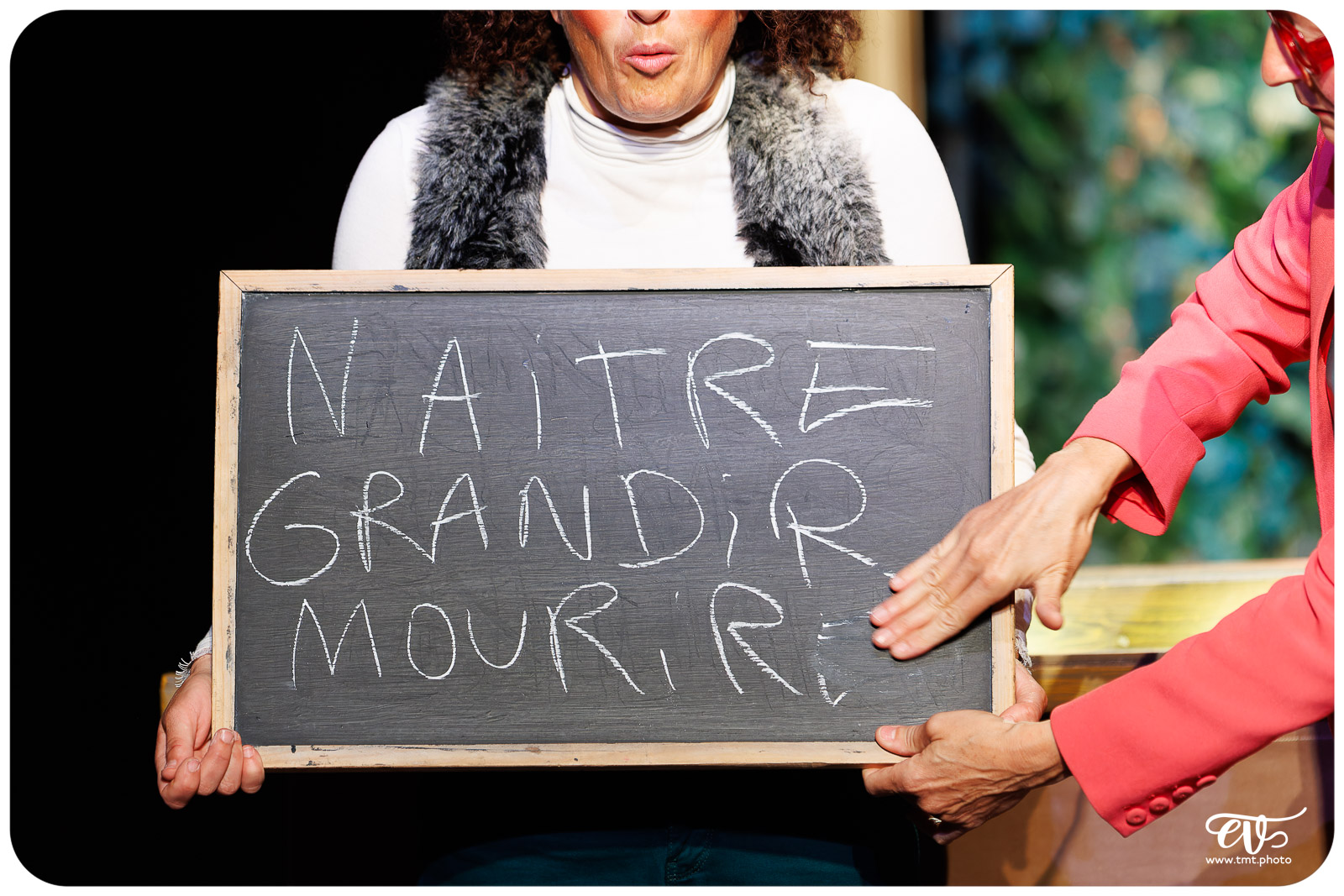 ON VOUS RACONTE DES HISTOIRES (CIE DU DÉTOUR)